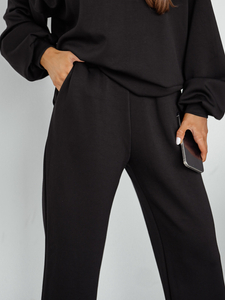 Дамски двуцветен спортен комплект с качулка черен Bolf 525