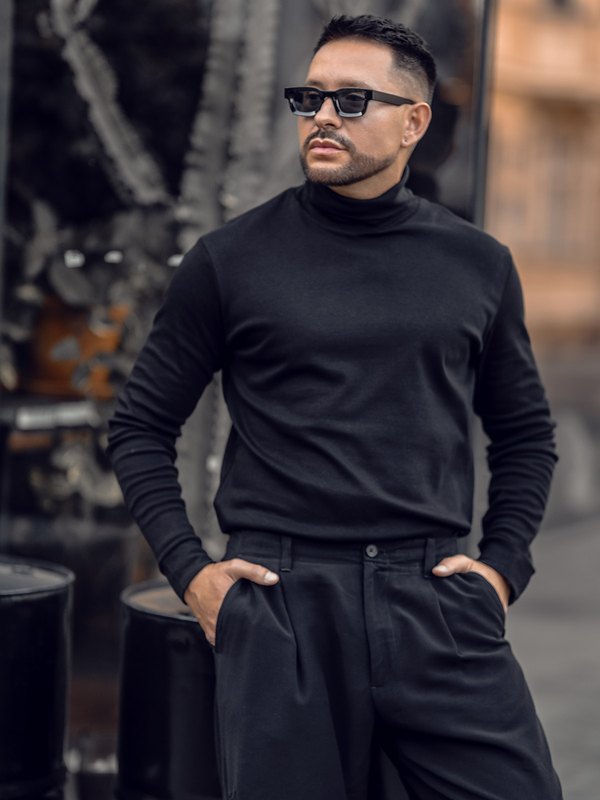 Черна базова мъжка памучна водолазка Bolf 535