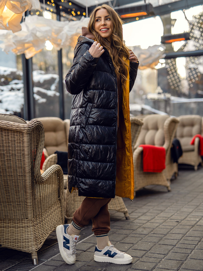 Черно дълго капитонирано дамско зимно яке с качулка Bolf J9063A